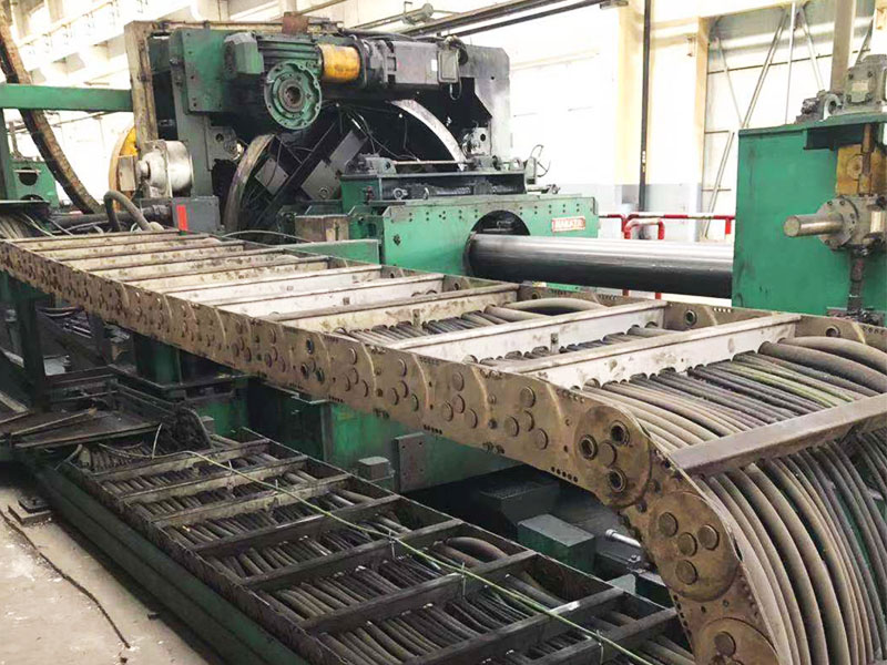 Steel cable drag chain