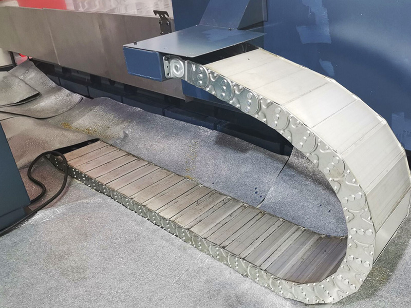 Steel cable drag chain