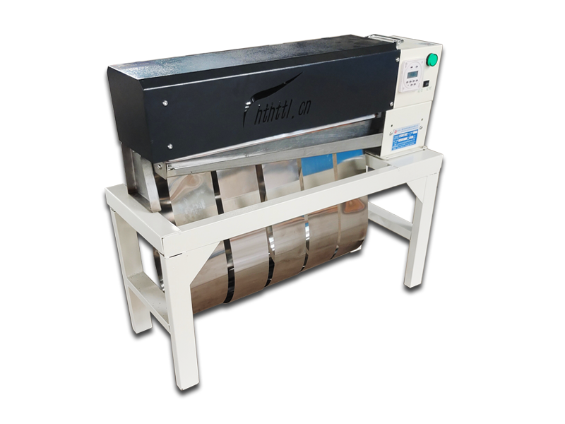 Steel belt oil-water separator