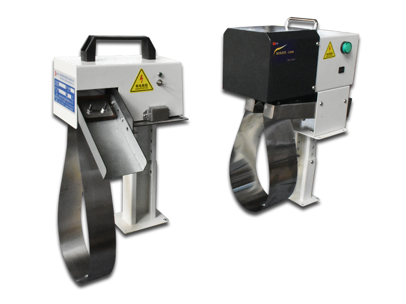 Steel belt oil-water separator